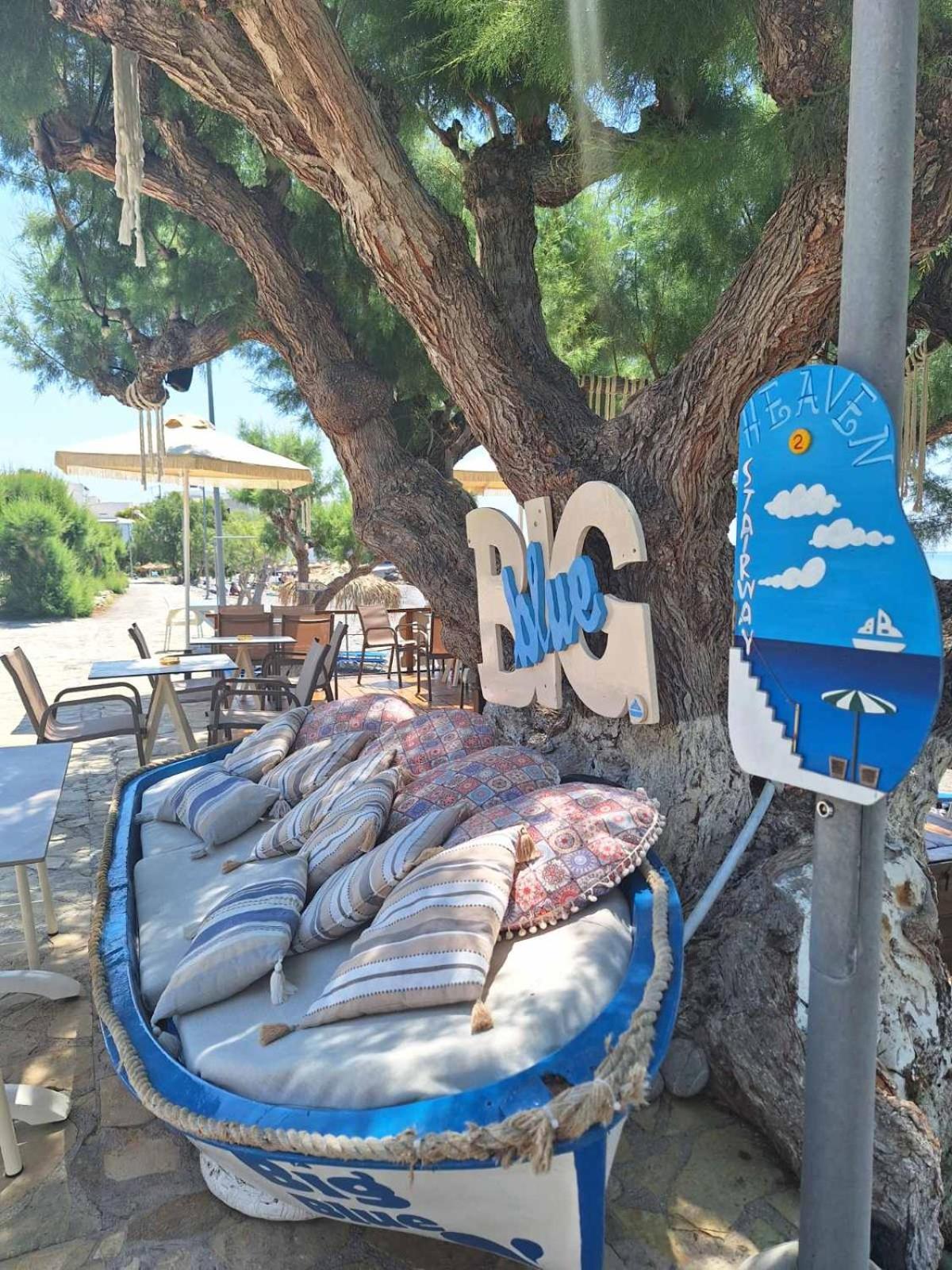 Βig Βlue Apartments Makrýgialos Esterno foto